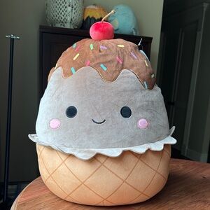 NWT 20” Squishmallows Ice Cream Sundae Plush